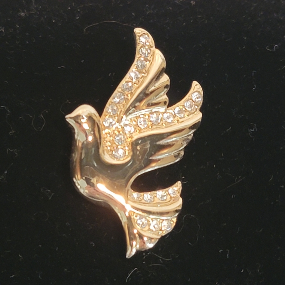 Vintage Monet Gold Tone Clear Rhinestone Dove Bird Brooch Pin 1.5”
